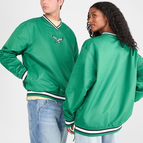 Philadelphia Eagles Trainer’s Jacket - Picture 5 of 5